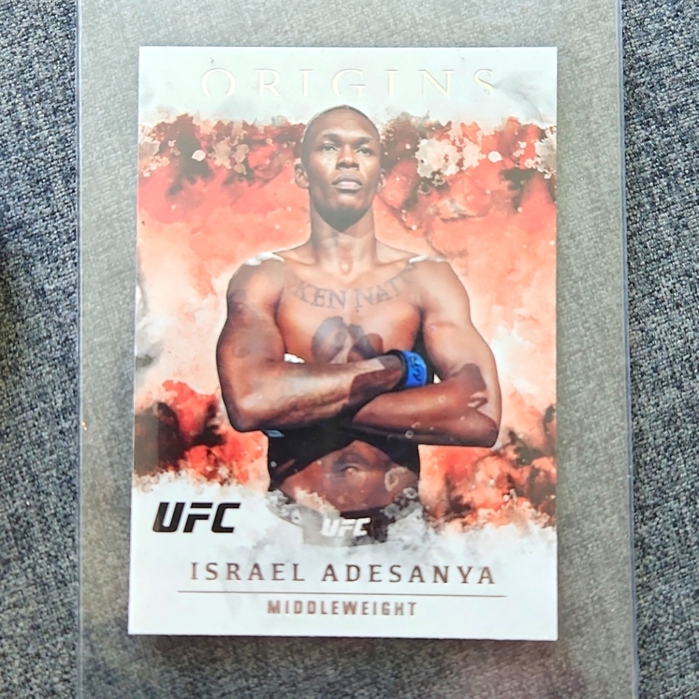 UFC CHRONICLES ORIGINS Israel Adesanya 2021
